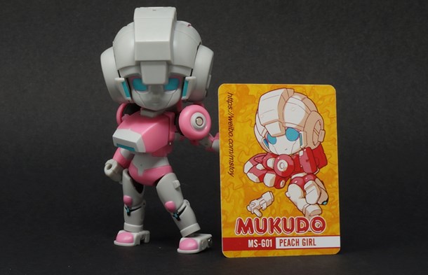 Mukudo Peach Girl (Chibi Arcee)