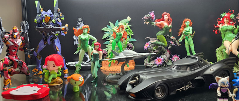 Poison Ivy Figures